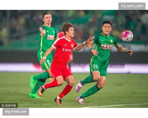 门兴进攻端缺乏有效串联 边路突破乏力中路渗透难以撕开防线